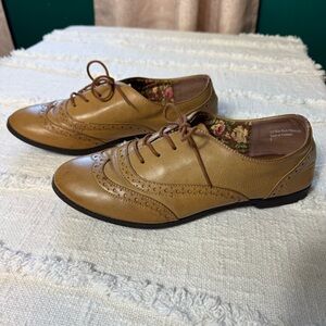 Kelly & Katie Oxford Shoes Camel Color Flats Vintage Preppy Retro Academia Sz 8